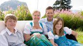 Ihre Gastgeber: Familie Schädler
