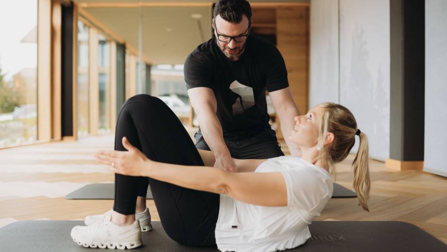 Mit Personal Training effizient trainieren Symbolfoto