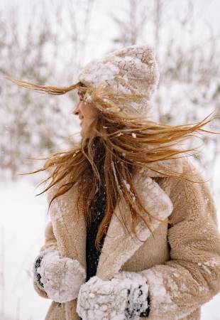 Haare und Hände im Winter schützen  Symbolfoto