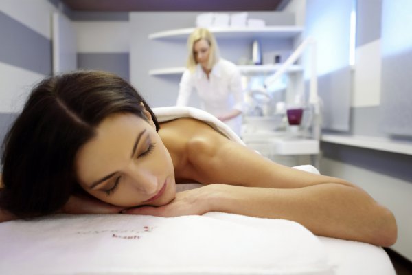 Rosenalp SPA Massage Anwendung